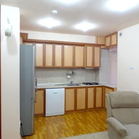 Apartment In The Center Of Yerevan By The Republic Square ภายนอก รูปภาพ