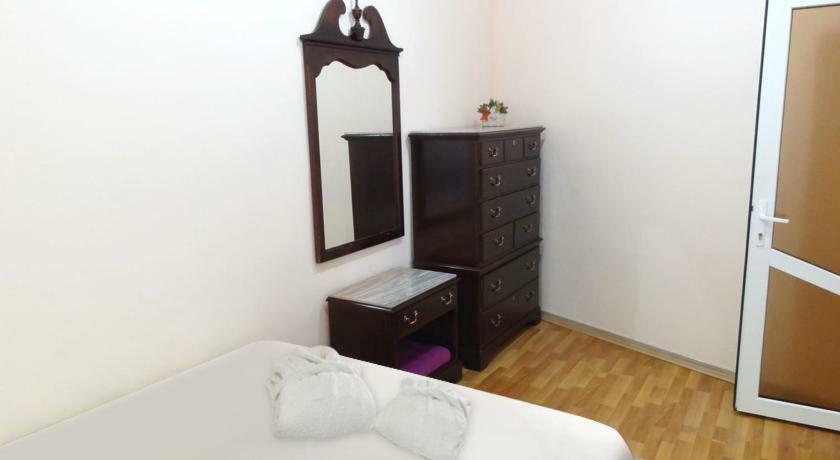 Apartment In The Center Of Yerevan By The Republic Square ภายนอก รูปภาพ
